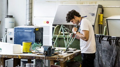 申請皇家藝術學院產品設計、攝像與制作服務的完整指南